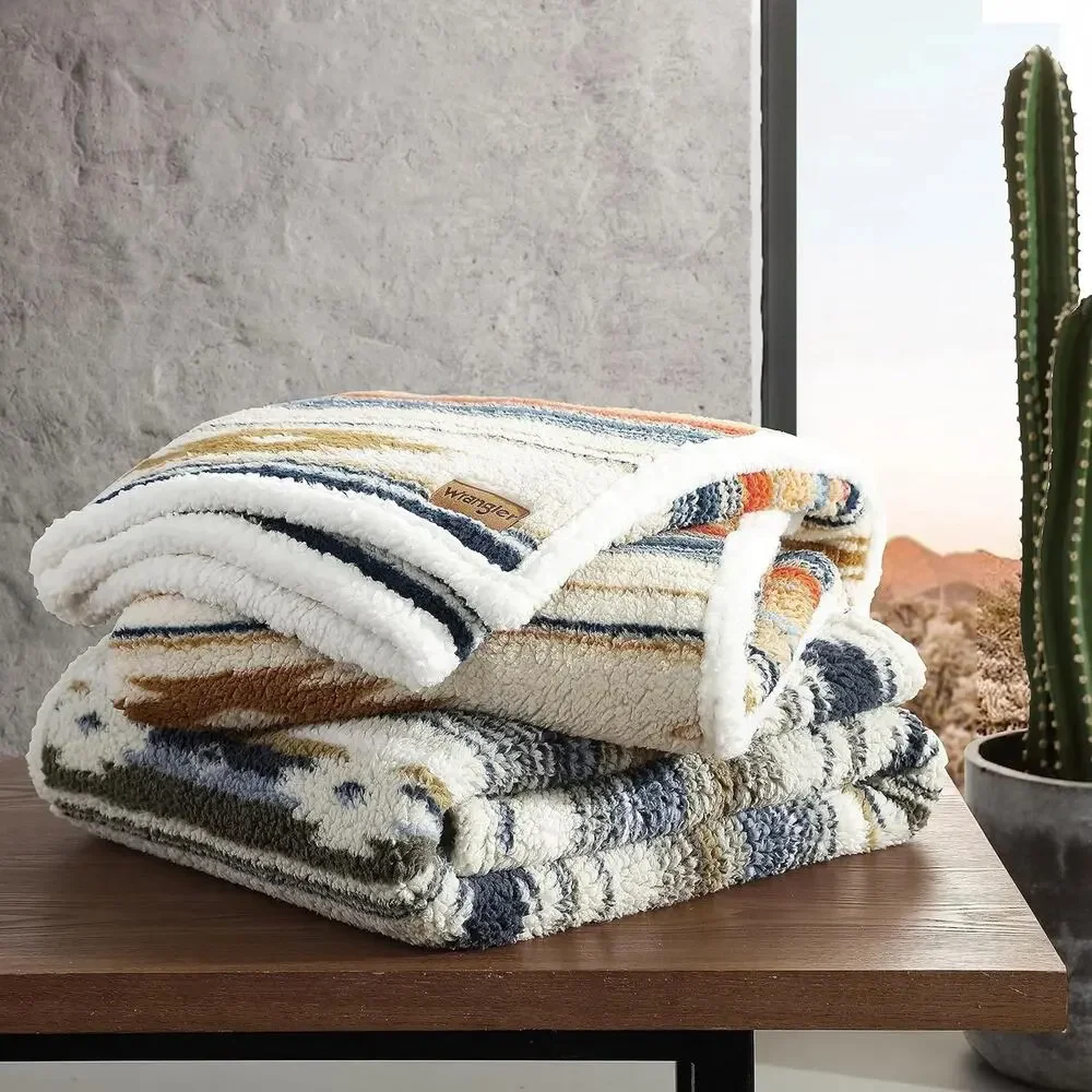 Wrangler Coyote Sands Sherpa Plush Throw Blanket Blue Ivory 50x60 Western NEW